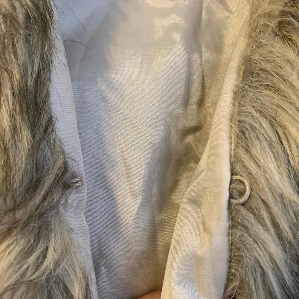 Michael Kors Brown and Cream Fall‎ Faux Fur Downtown City Vest Size Small